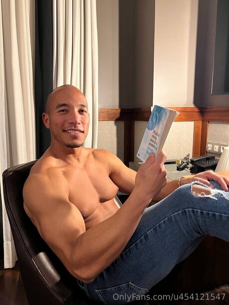 Dwayne Johnson Jr model exclusive image