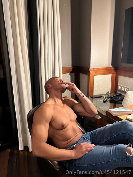 Dwayne Johnson Jr pretty pornstar photos