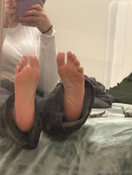 Deesdesires hot actress image