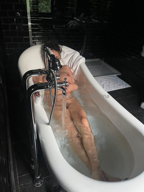 Aylinvalentina hd pornstar images