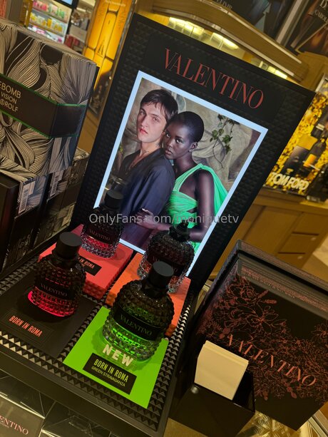 Kitty Katalina beautiful actress img