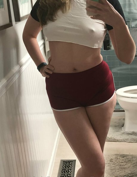 emilysequoiafree porn actress image