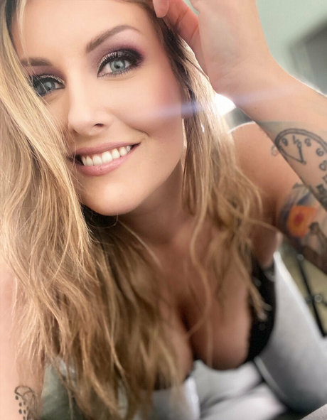 lovelybriarchives nudes actress images