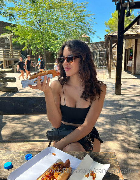 candyrosefree nude pornstar photo