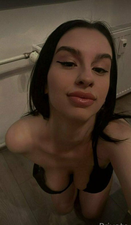 femdomfindom pornstar sexy photo