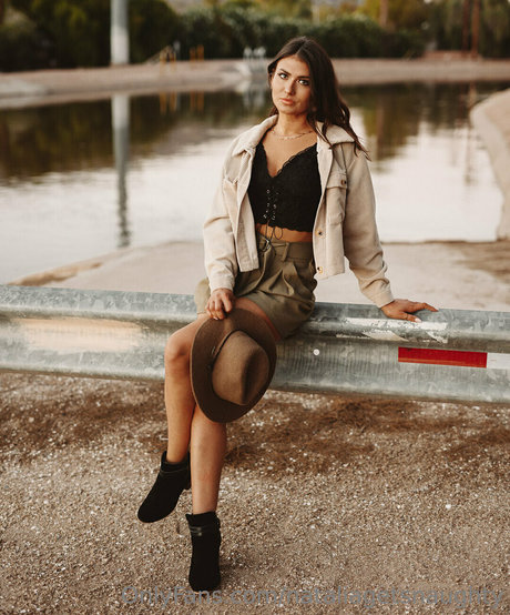 realnatalia pornstar art img