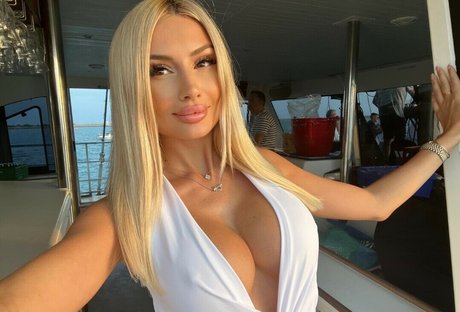 Leakrs__Lea pornstar art galleries