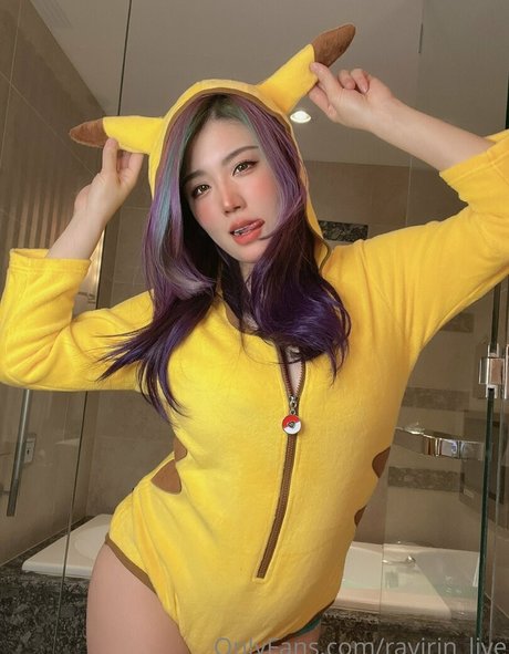 ravirin live pornstar top photo