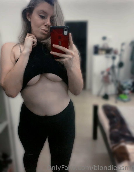 blondieasmr star nudes picture