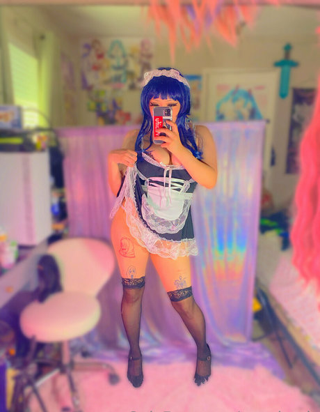 twoghouls hot model galleries