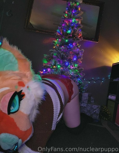 nuclearpuppo erotic star picture