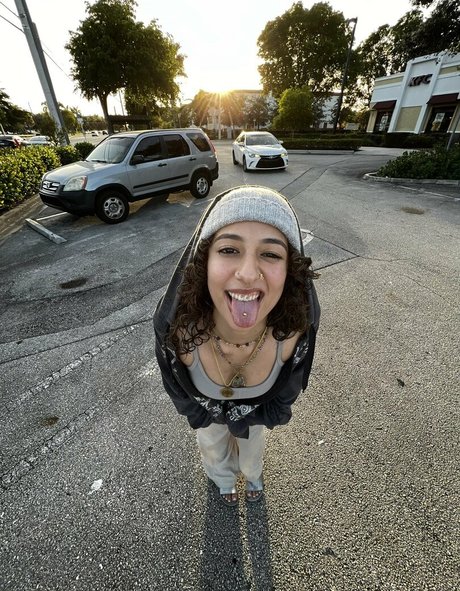 GroovyMya pornstar hd picture