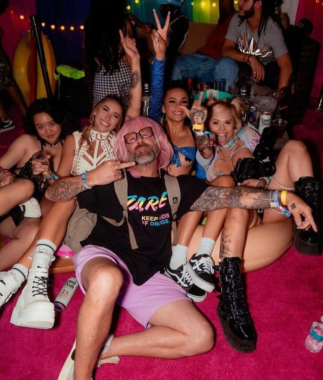 Lydiaren sex star galleries