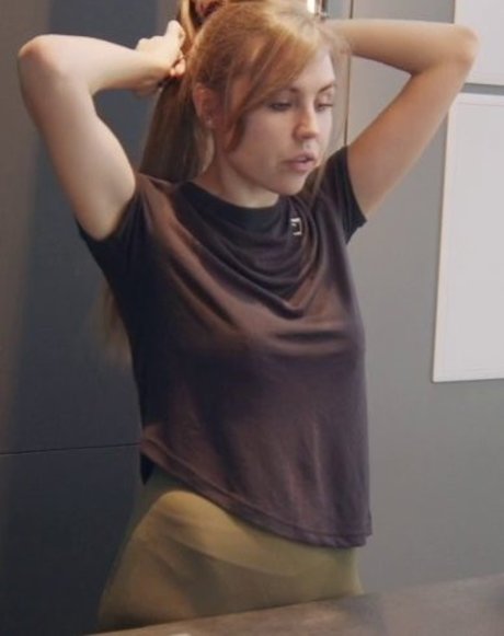 Danucd perfect actress pics