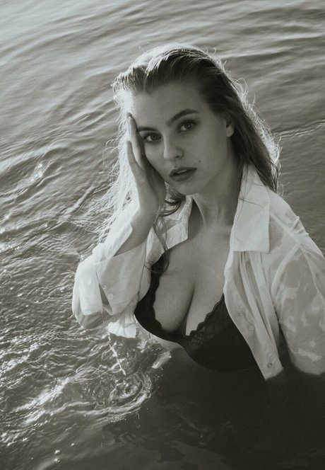 Cutebaby0 pornographic model img