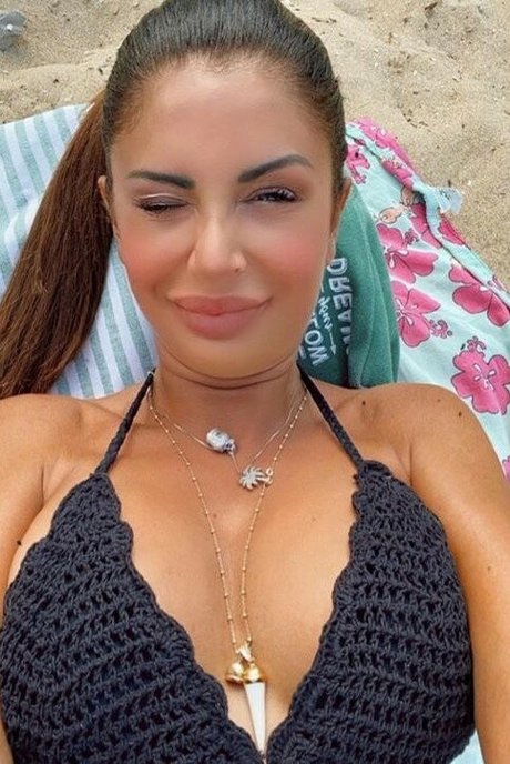 Ginia 900 exclusive model galleries