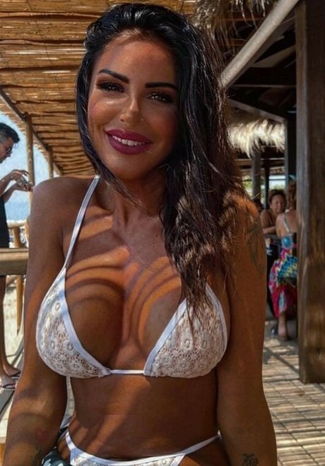 Ginia 900 star nudes pics