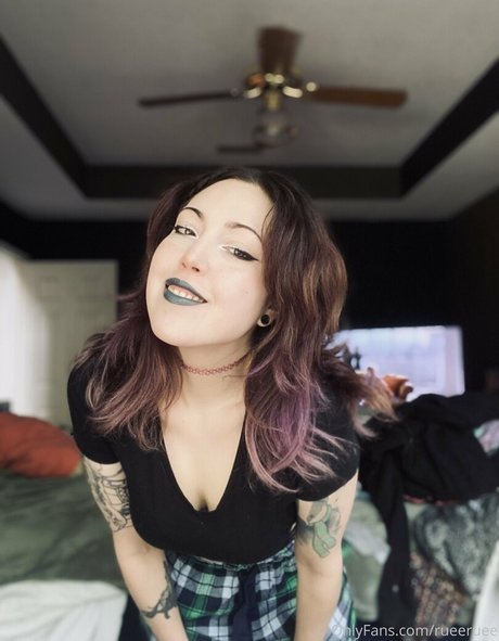 rueeruee high quality star pics