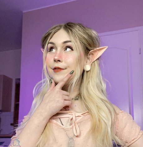 Eva Ellary pornstar sexy img