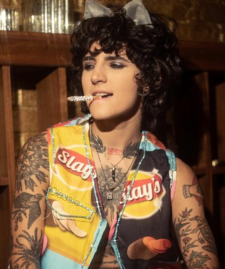 Vas Hal pornstar hd picture