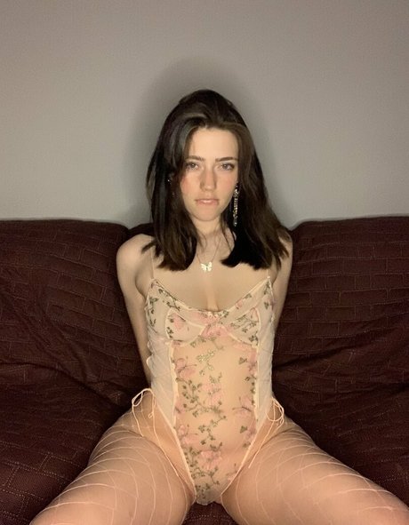 Marlikoo pornstar nude pictures