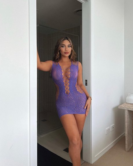 simmykk high quality model pic