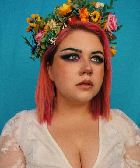 stanzipotenza pornographic actress photo