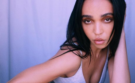 FKA Twigs xxx actress photos