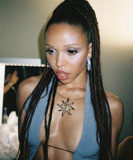 FKA Twigs nude actress archive
