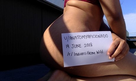 DidntSeeThatCumming_ xxx model photos