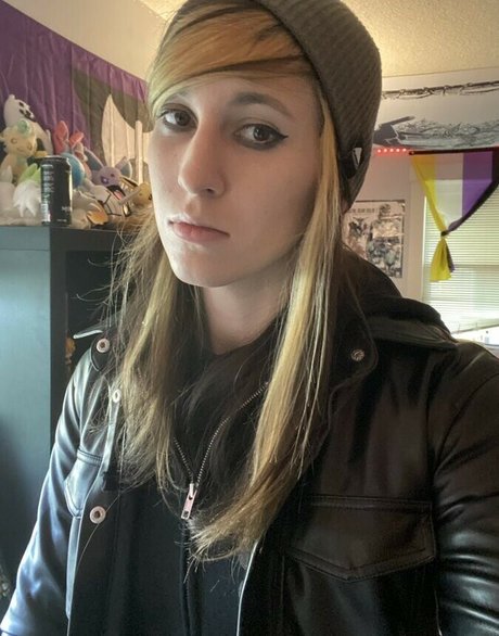 Devi Dionne pornstar perfect photo