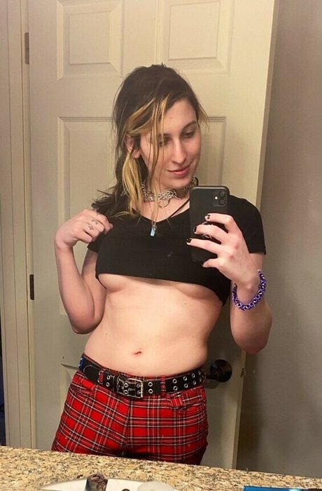 Devi Dionne free pornstar photo