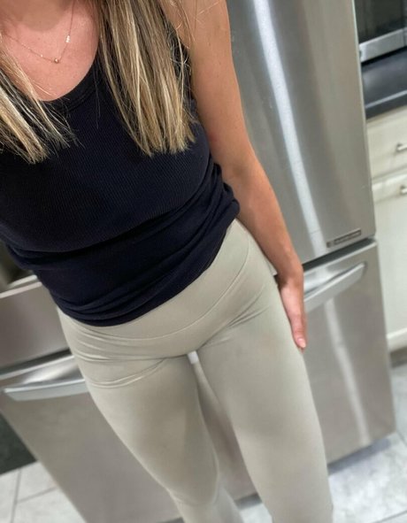 MlLF Bunny model best galleries