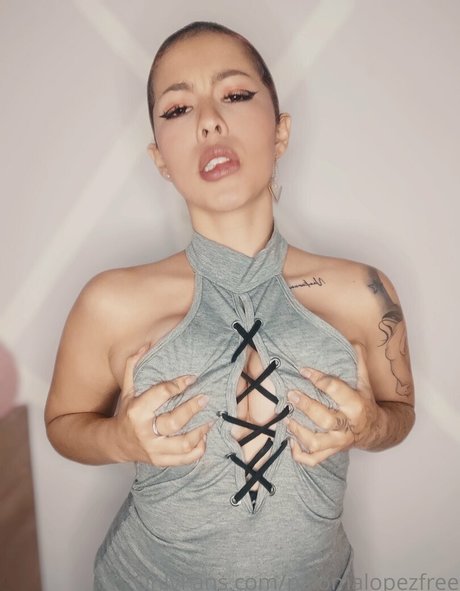 palomalopezfree sexy actress pics