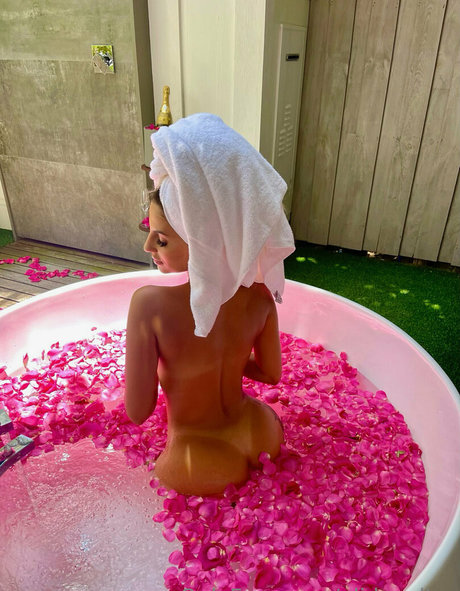 alidayalter adult actress photos