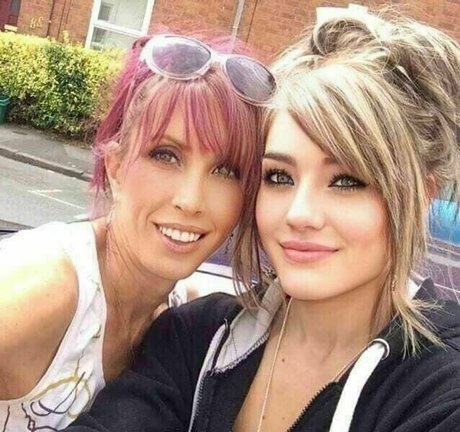 brandyz erotic model pic