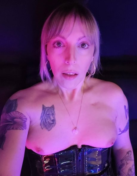 realbelladoll porn model gallery