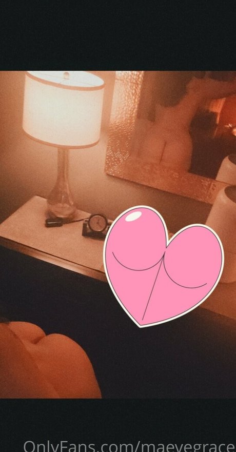 maevegrace top star images