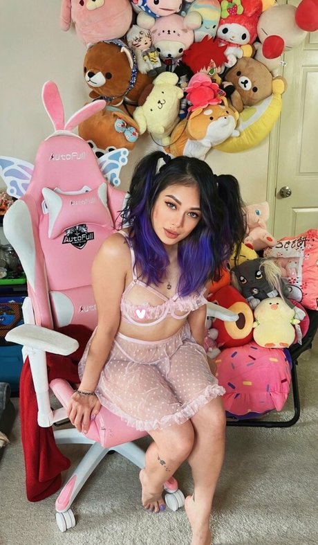 bxmbchelle model pretty pictures