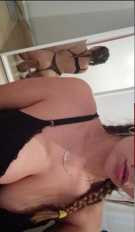 Paulasiri2 model hd pics