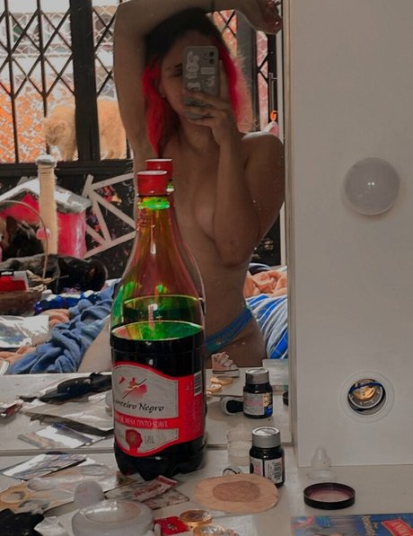 Coelho__pink art star archive