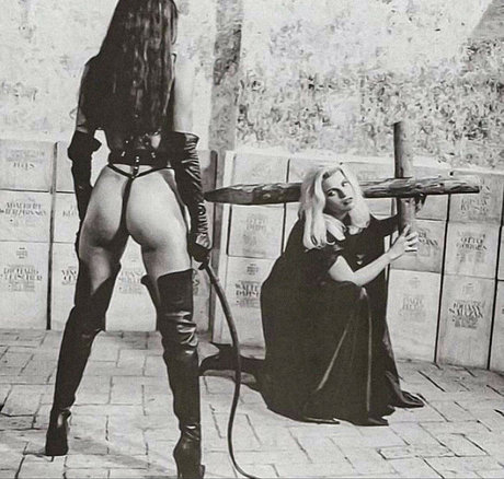 Milisont model nude archive