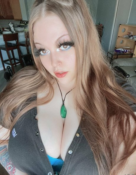 SoloQQ420 naked star picture