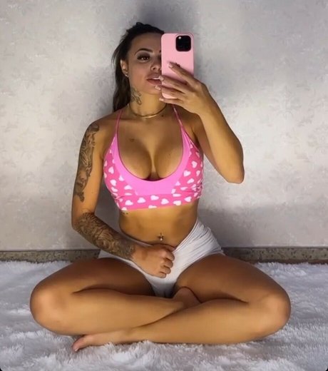 Eduarda Souza model hot image