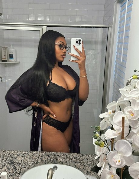 baddiejoyy star high quality galleries