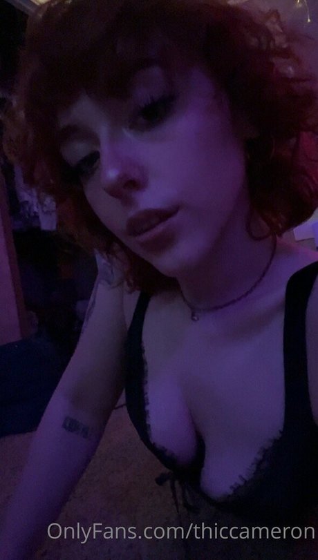 thiccameron high quality model photo