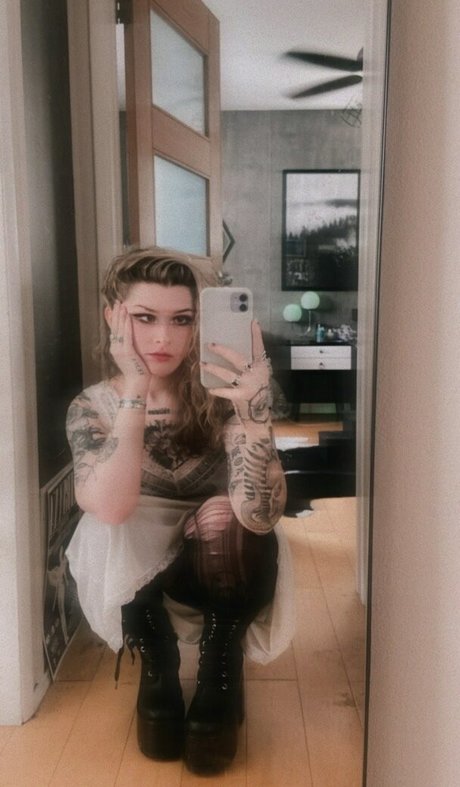 young onlyfans free sexy galleries