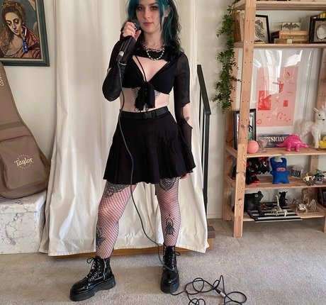 Mothica model erotic archive