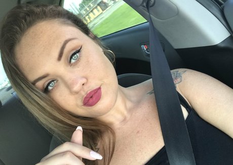 nicolette xx hd model images