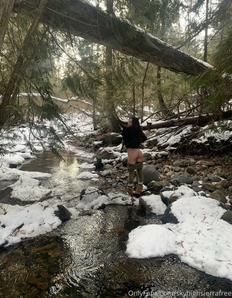 skyhighsierrafree model perfect pictures